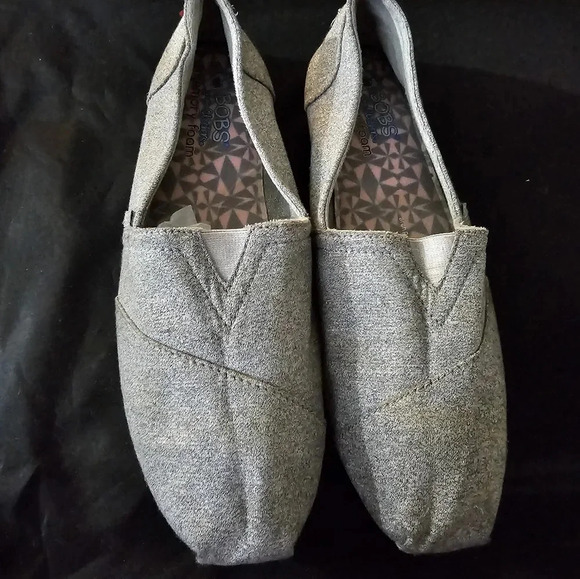 Bobs by Sketchers Silver shoes - Picture 1 of 8
